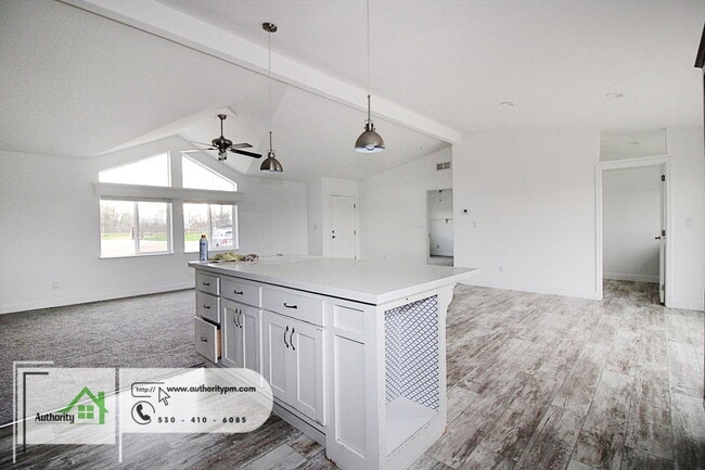 Building Photo - 18848 Lorina Dr