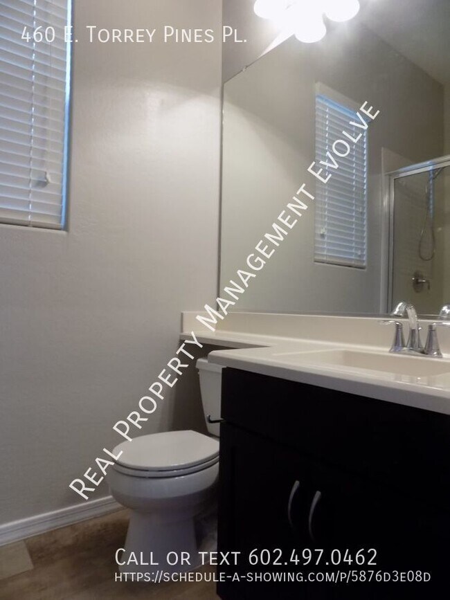 Building Photo - 460 E Torrey Pines Pl