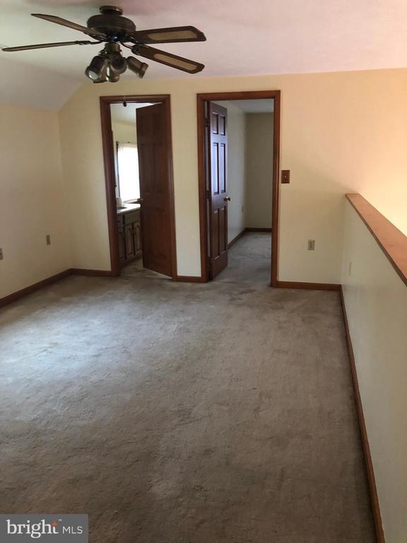 Building Photo - 114 Meadowbrooke Pl