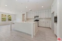 Building Photo - 29814 Corte Trono