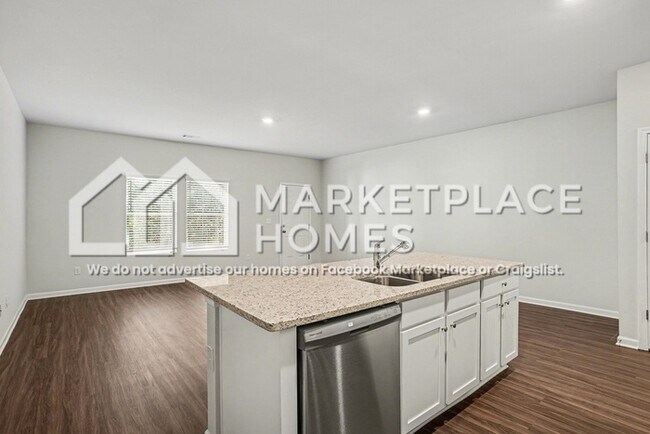 Building Photo - 274 Oakwood Dr NW