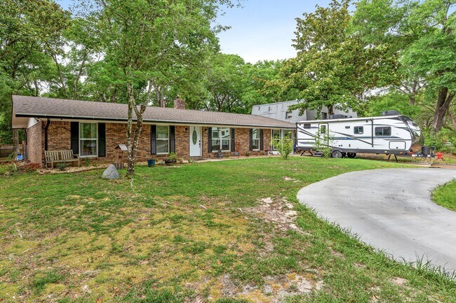 Building Photo - 2442 Duncan Dr