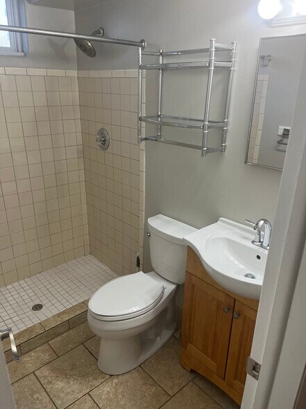 Building Photo - 4138 W 41st Ave