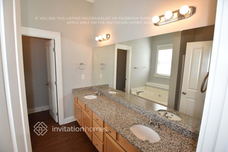 Building Photo - 812 Stroud Cir