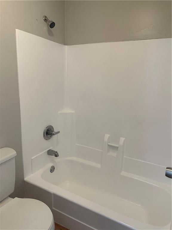 Building Photo - 126 Sterling Ct