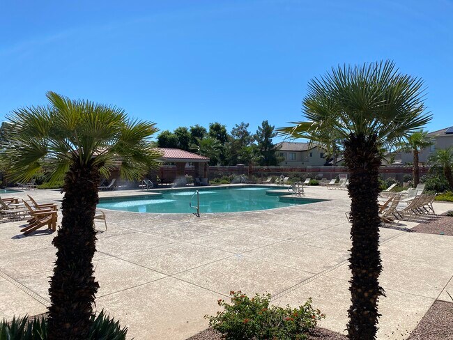 Building Photo - 18686 E Mockingbird Dr