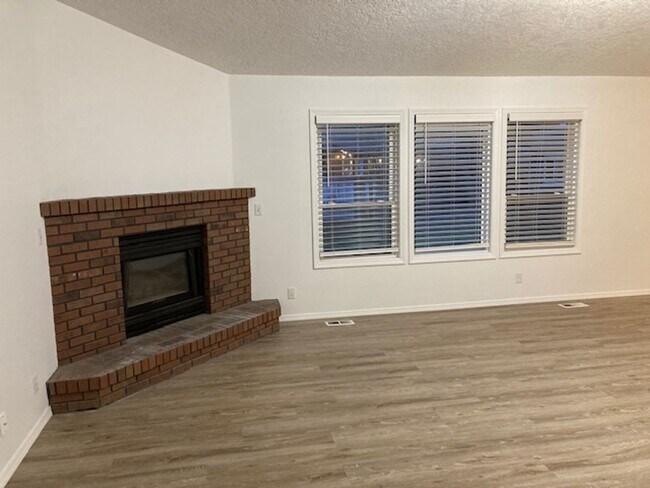 Building Photo - Lovely single level home in Meridian