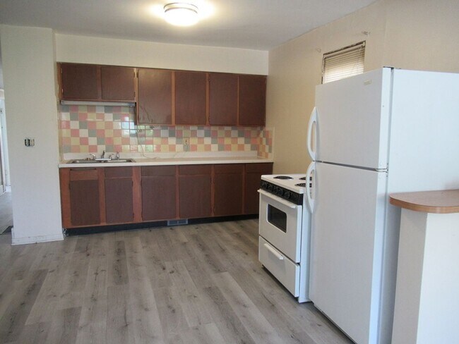 Primary Photo - 3 Bedroom 1 Bath 2nd FloorUnit