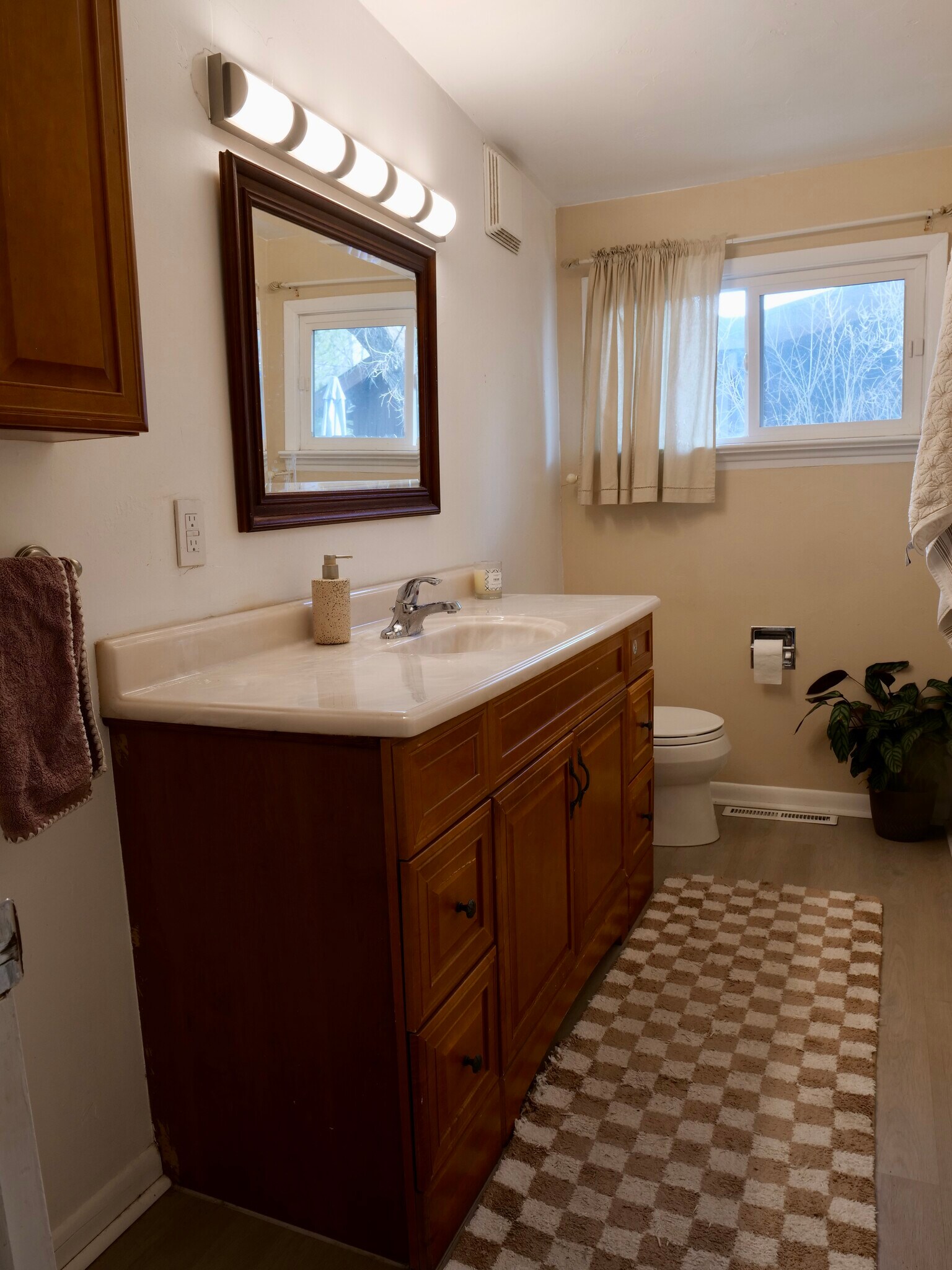 Building Photo - 1224 Westward Dr