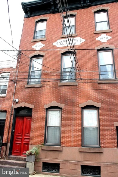 Building Photo - 1036 Crease St