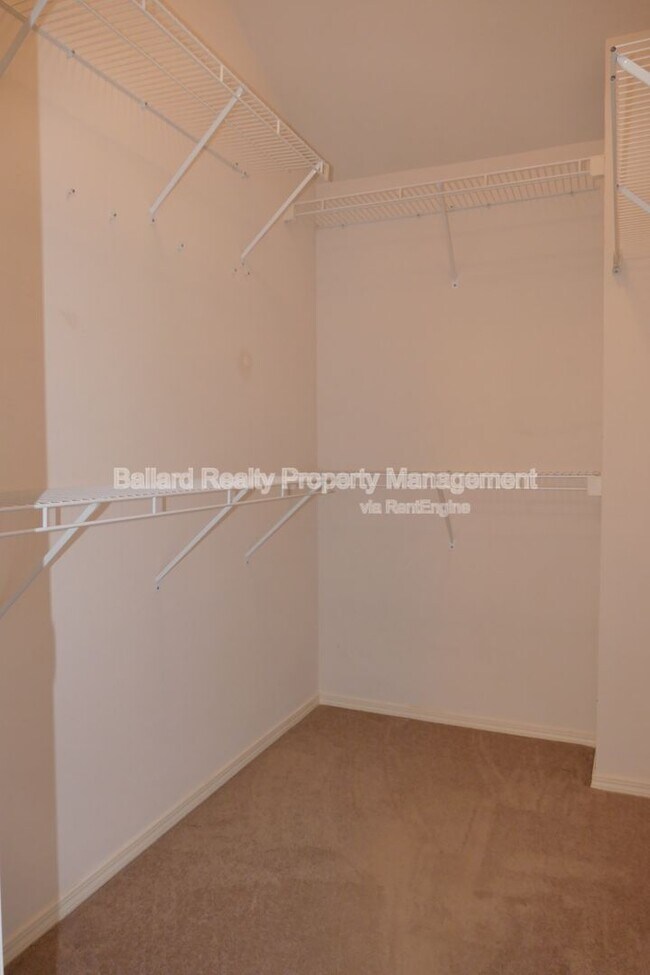 Building Photo - 918 NW 51st St