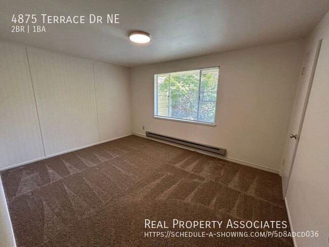 Building Photo - 4875 Terrace Dr NE
