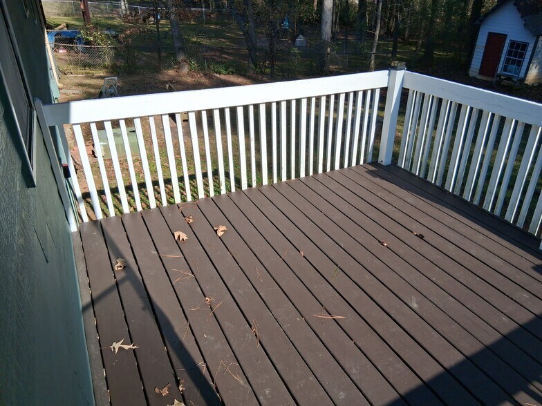 Building Photo - 4414 Housworth Dr