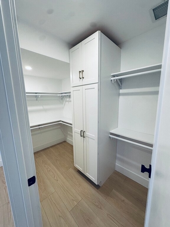 Building Photo - 280 Endicott Ave