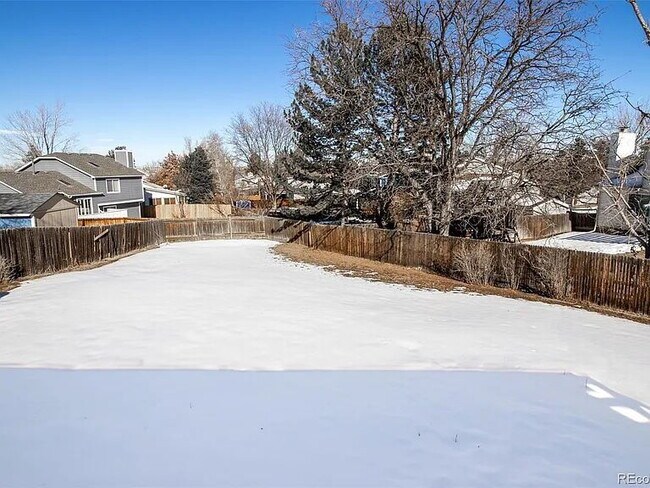 Building Photo - Lovely 4-Bedroom, 2-Bath Home in Aurora with Large Backyard and 2-Car Attached Garage!