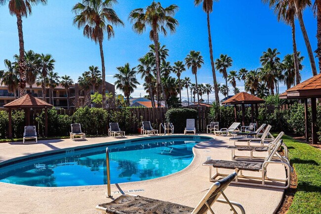 Building Photo - 115 E Coronado Dr