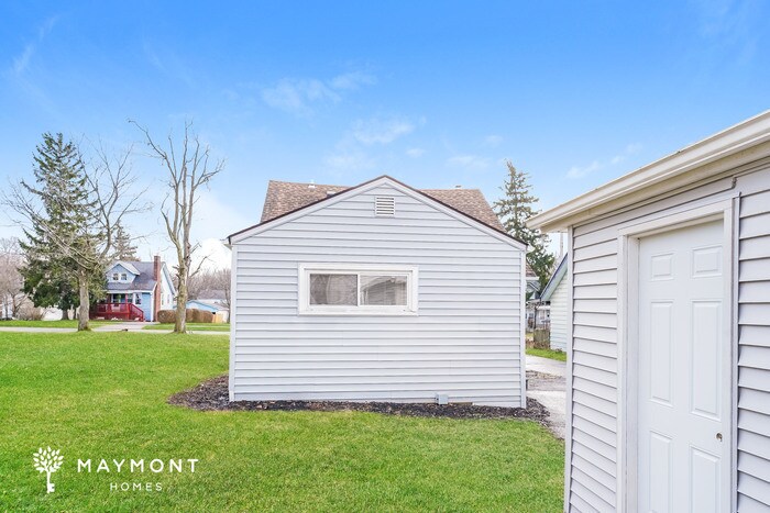 Building Photo - 5508 Grasmere Ave