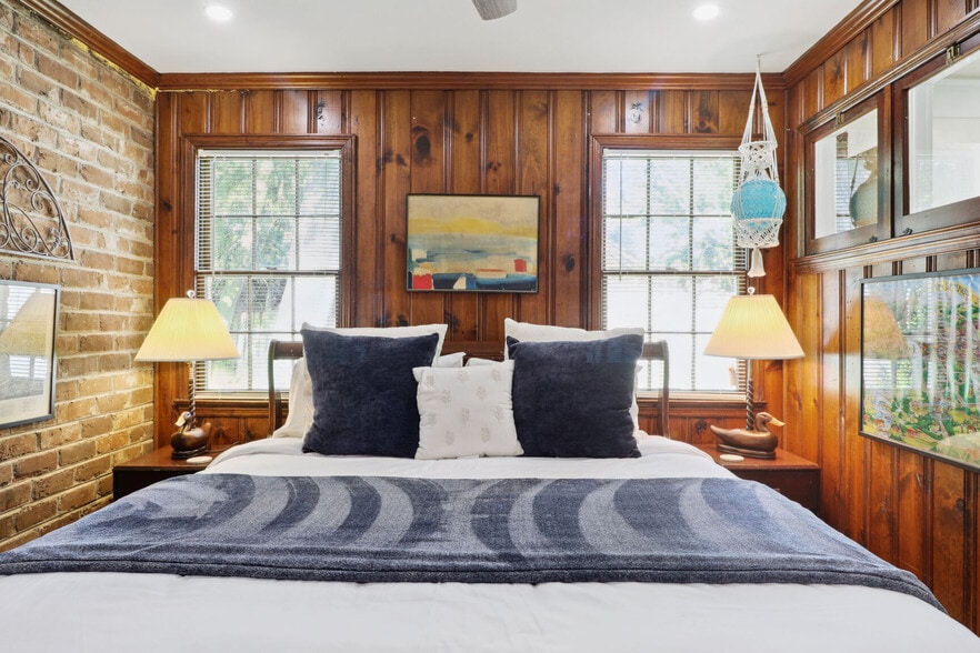 Building Photo - 1616 Skidaway Rd