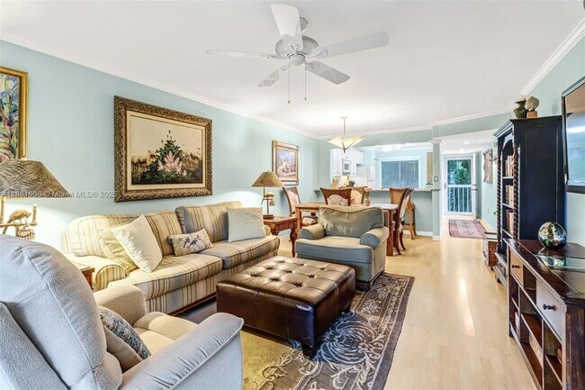Building Photo - 3041 Sandpiper Bay Cir
