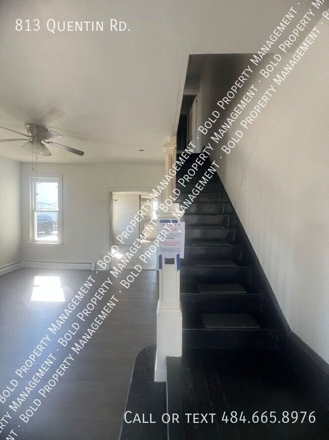 Building Photo - 813 Quentin Rd