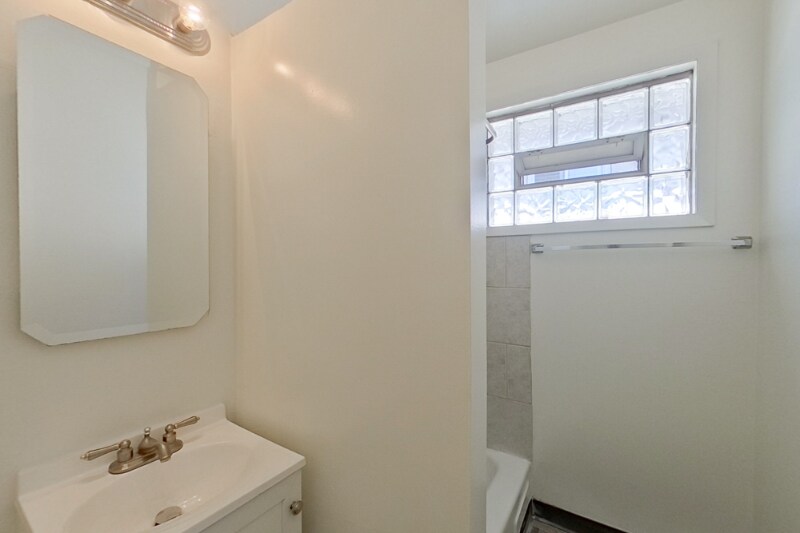 Building Photo - 2445-2447 Hiawatha St