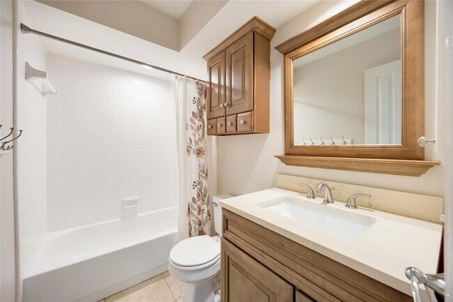Building Photo - 11 Alden Glen Ct