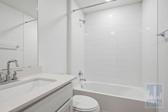 Building Photo - 1932 Marlin Spike Dr