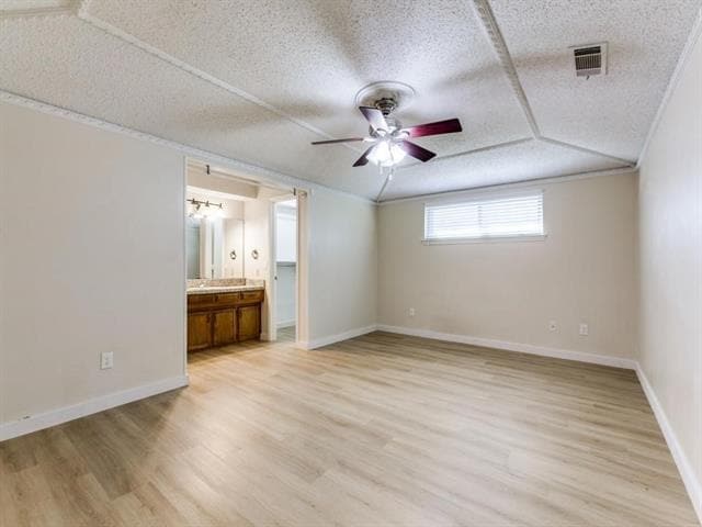 Building Photo - 516 Cedar Elm Ln