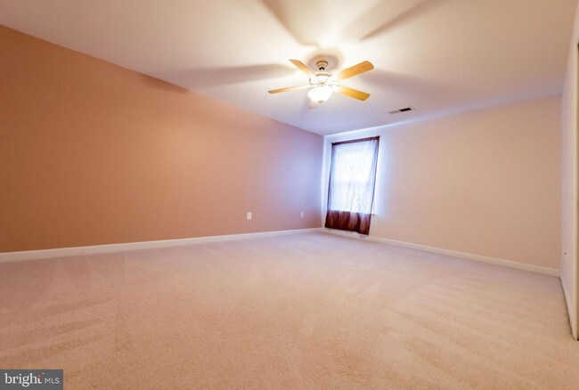 Building Photo - 18494 Quantico Gateway Dr