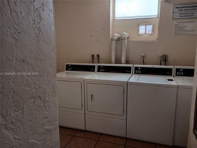 Building Photo - 801 NW 47th Ave