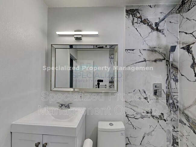 Building Photo - 539 S Keech St