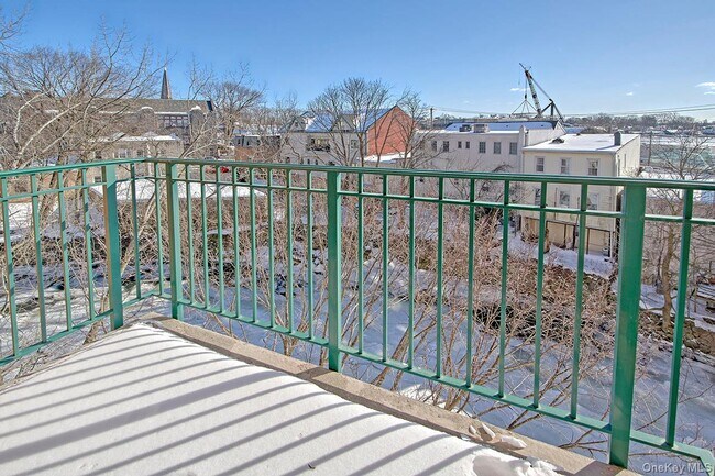 Building Photo - 123 Mamaroneck Ave