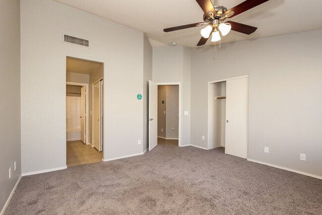 Building Photo - 9186 W Michelle Dr