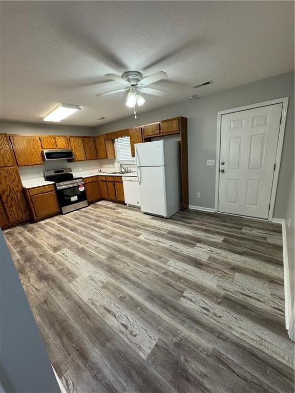 Building Photo - 1727 Oak Grove Church Rd