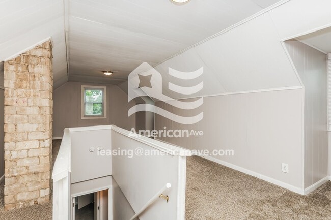 Building Photo - 4632 St Johns Ave