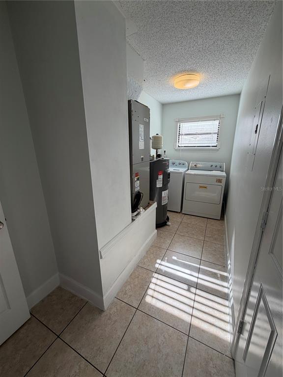 Building Photo - 6933 Rembrandt Dr