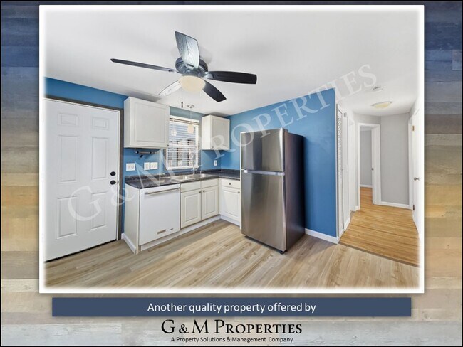 Building Photo - Charming 4-Bedroom Cape Cod Home for Rent - Great Neighborhood!