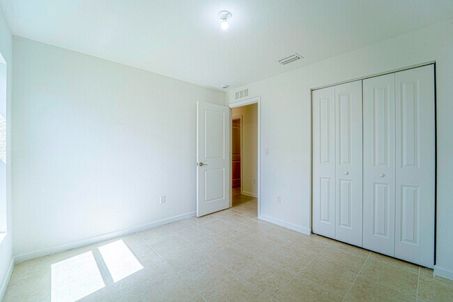 Building Photo - 788 Worlington Ln