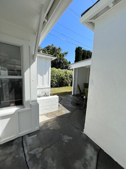 Building Photo - 541 Patterson Ave