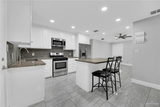 Building Photo - 2610 N Missouri Ave