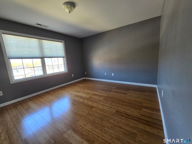 Building Photo - 148 Granfield Ave