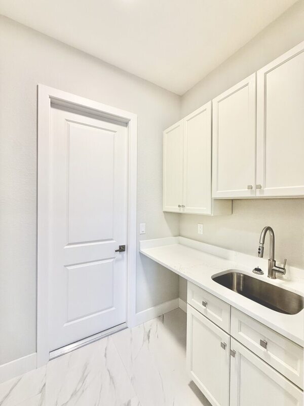 Building Photo - 20 Coxswain Dr