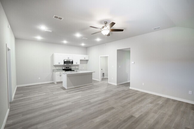 Building Photo - 2710 Roman Ln