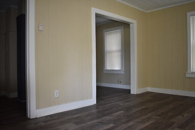 Building Photo - 14 Dunway Dr