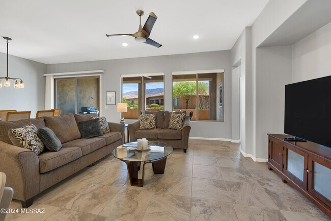 Building Photo - 39589 S Summerwood Dr