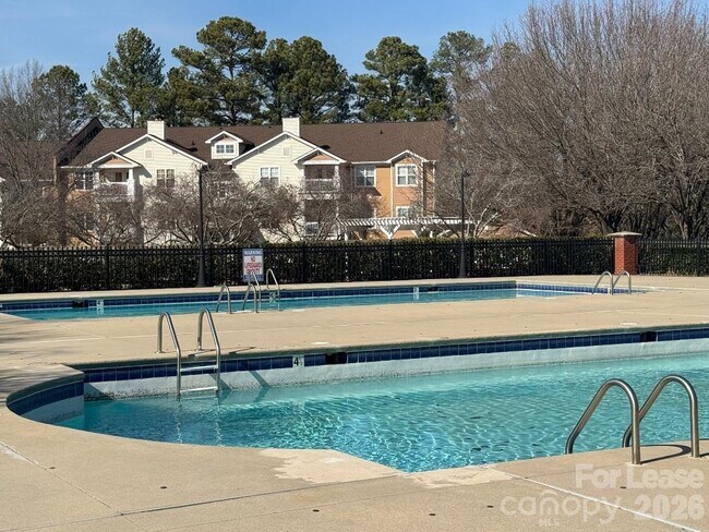 Building Photo - 16412 Redstone Mountain Ln