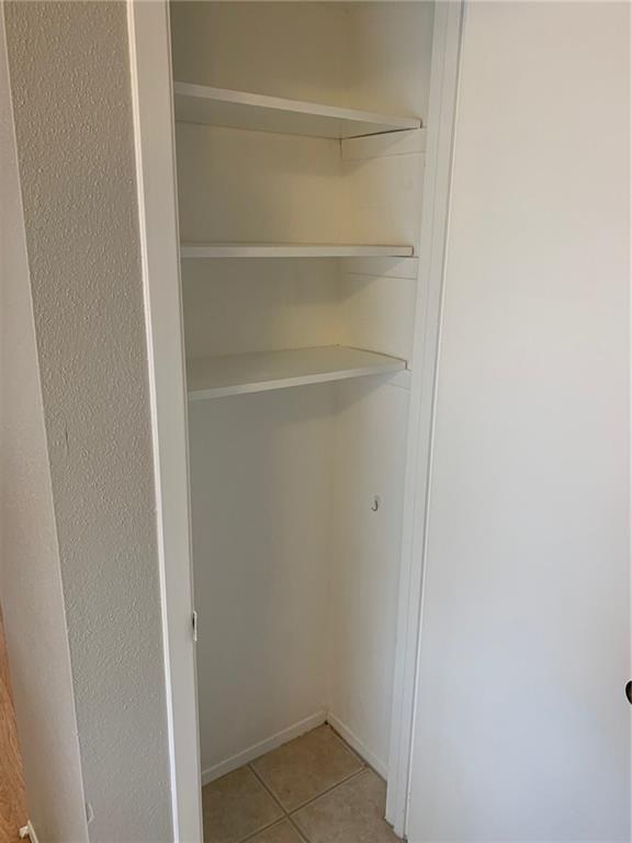 Building Photo - 105 E 38th St