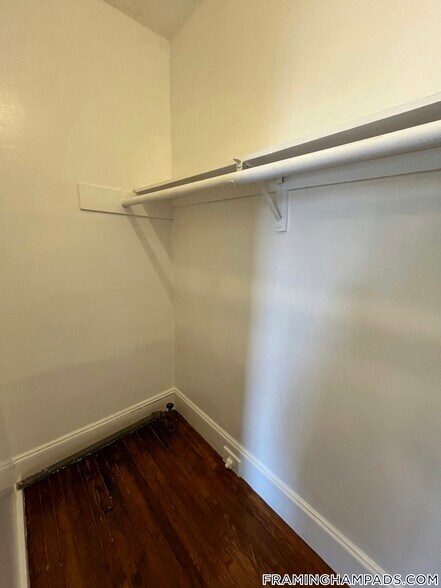 Building Photo - 64 Hollis St