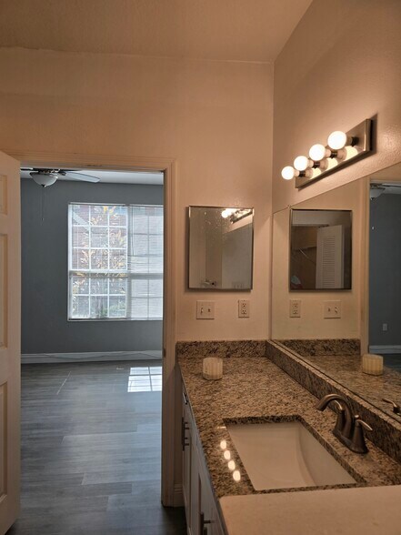 Building Photo - 9058 Lake Chase Island Way