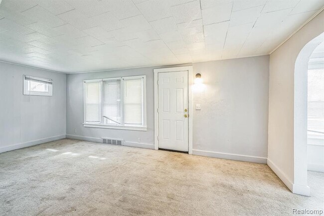 Building Photo - 20759 Seminole